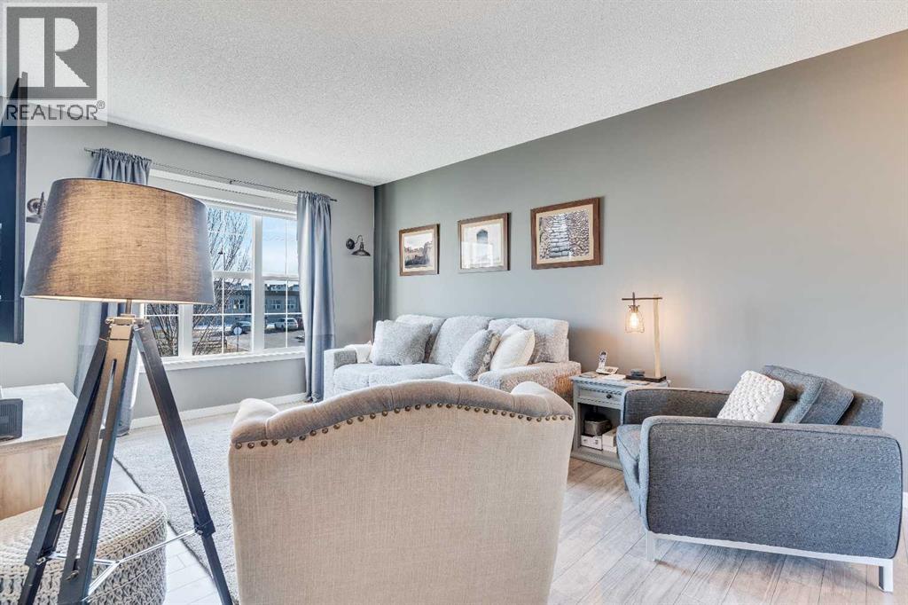 297 Mahogany Boulevard Se, Calgary, Alberta  T3M 2G6 - Photo 5 - A2260279