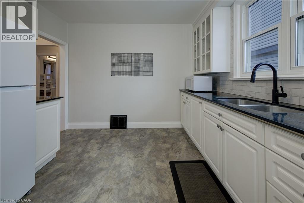 1155 Union Street Unit# A, Kitchener, Ontario  N2H 6K3 - Photo 8 - 40774193