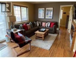 1322 KAUFMANN View Unit# 13, golden, British Columbia