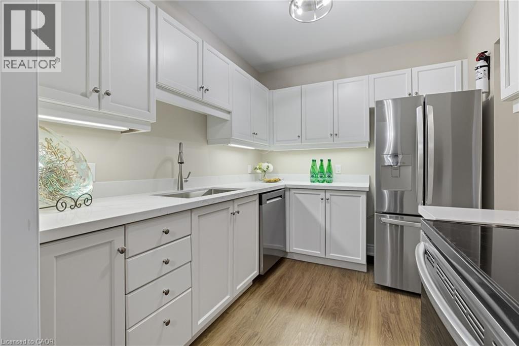 2075 Amherst Heights Drive Unit# 215, Burlington, Ontario  L7P 5B8 - Photo 8 - 40773902