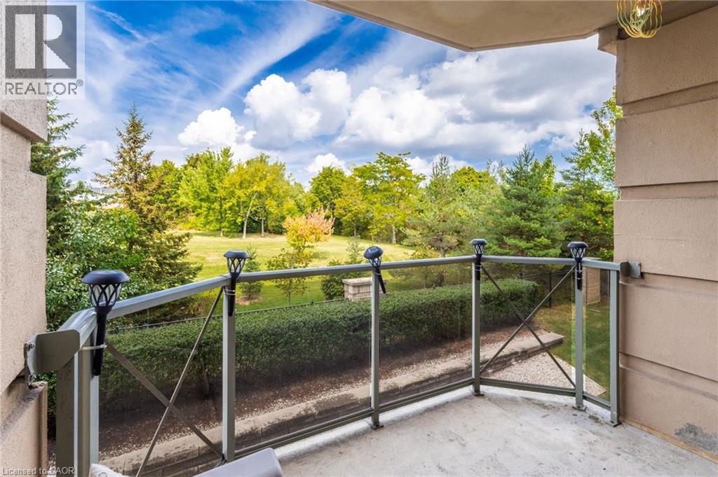2075 Amherst Heights Drive Unit# 215, Burlington, Ontario  L7P 5B8 - Photo 3 - 40773902