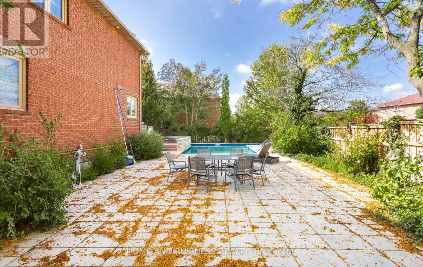 2192 Oakmead Boulevard, Oakville, Ontario  L6H 6B4 - Photo 39 - W12430528