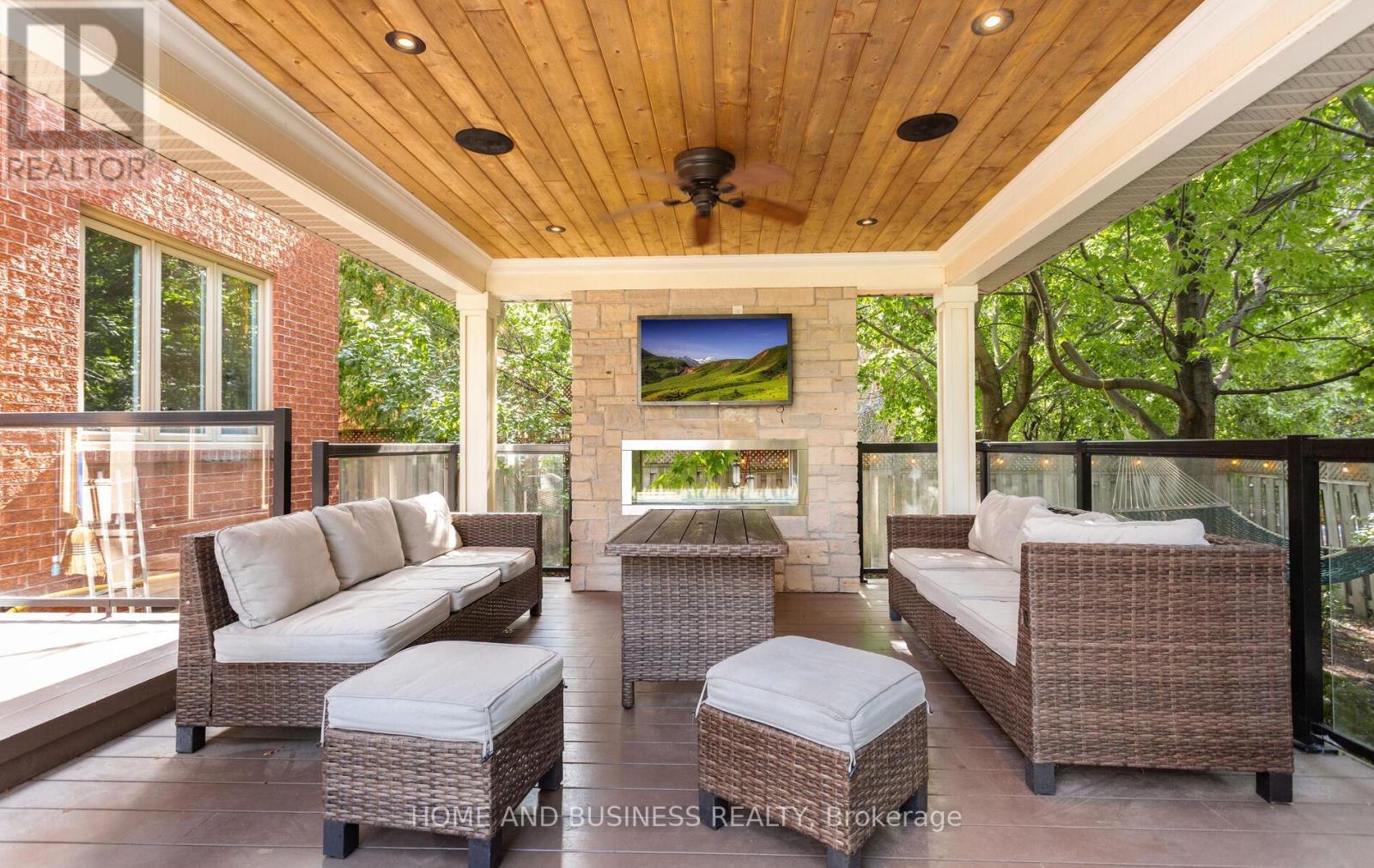 2192 Oakmead Boulevard, Oakville, Ontario  L6H 6B4 - Photo 41 - W12430528