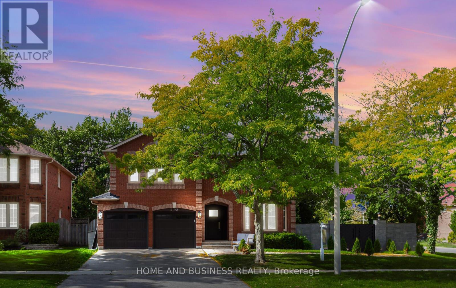 2192 Oakmead Boulevard, Oakville, Ontario  L6H 6B4 - Photo 45 - W12430528
