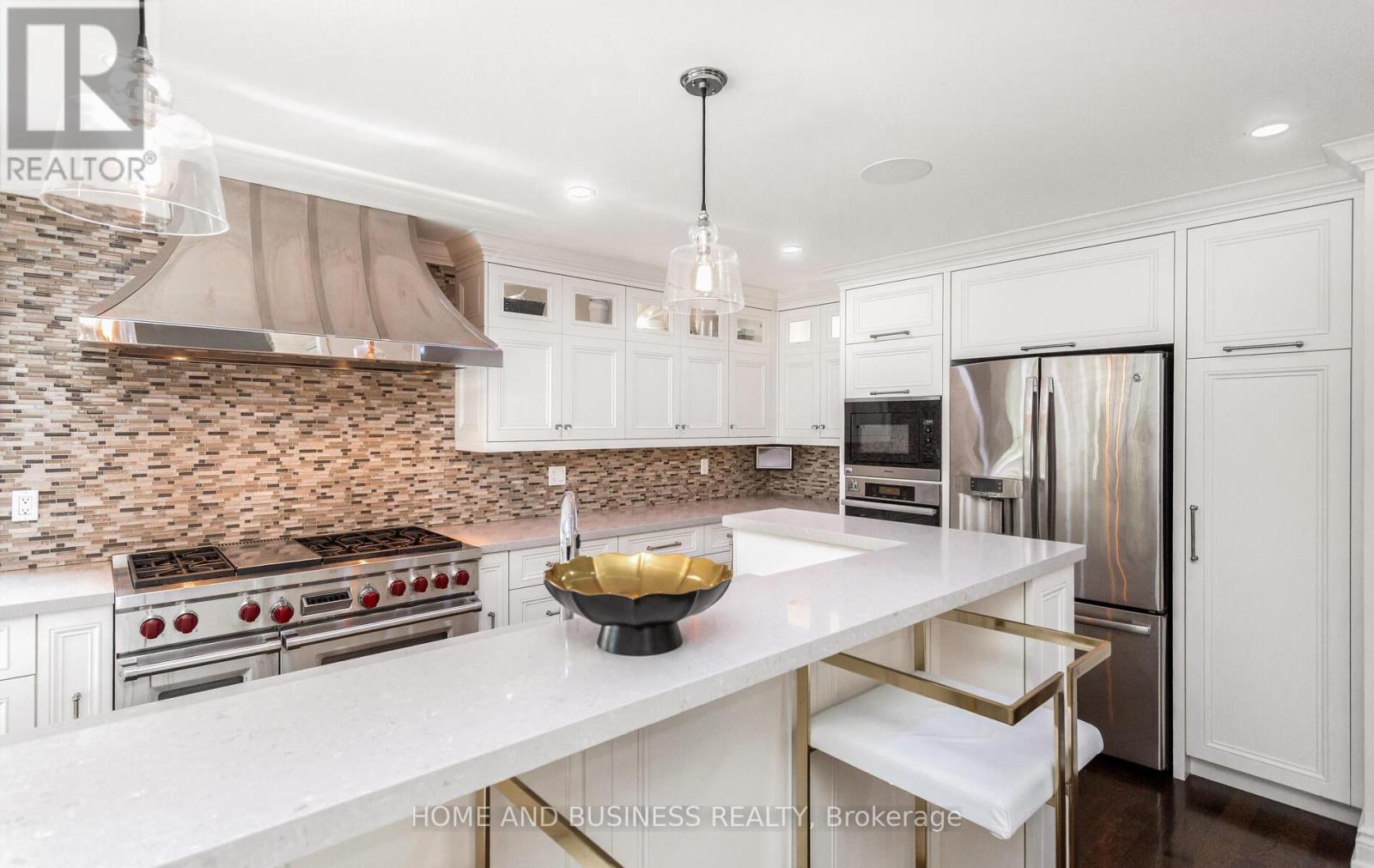 2192 Oakmead Boulevard, Oakville, Ontario  L6H 6B4 - Photo 48 - W12430528