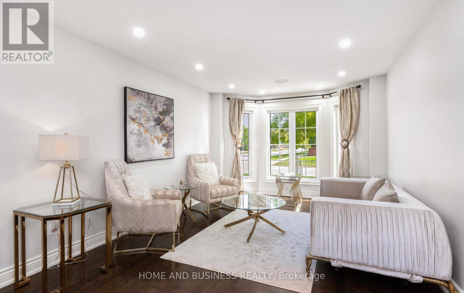 2192 Oakmead Boulevard, Oakville, Ontario  L6H 6B4 - Photo 6 - W12430528