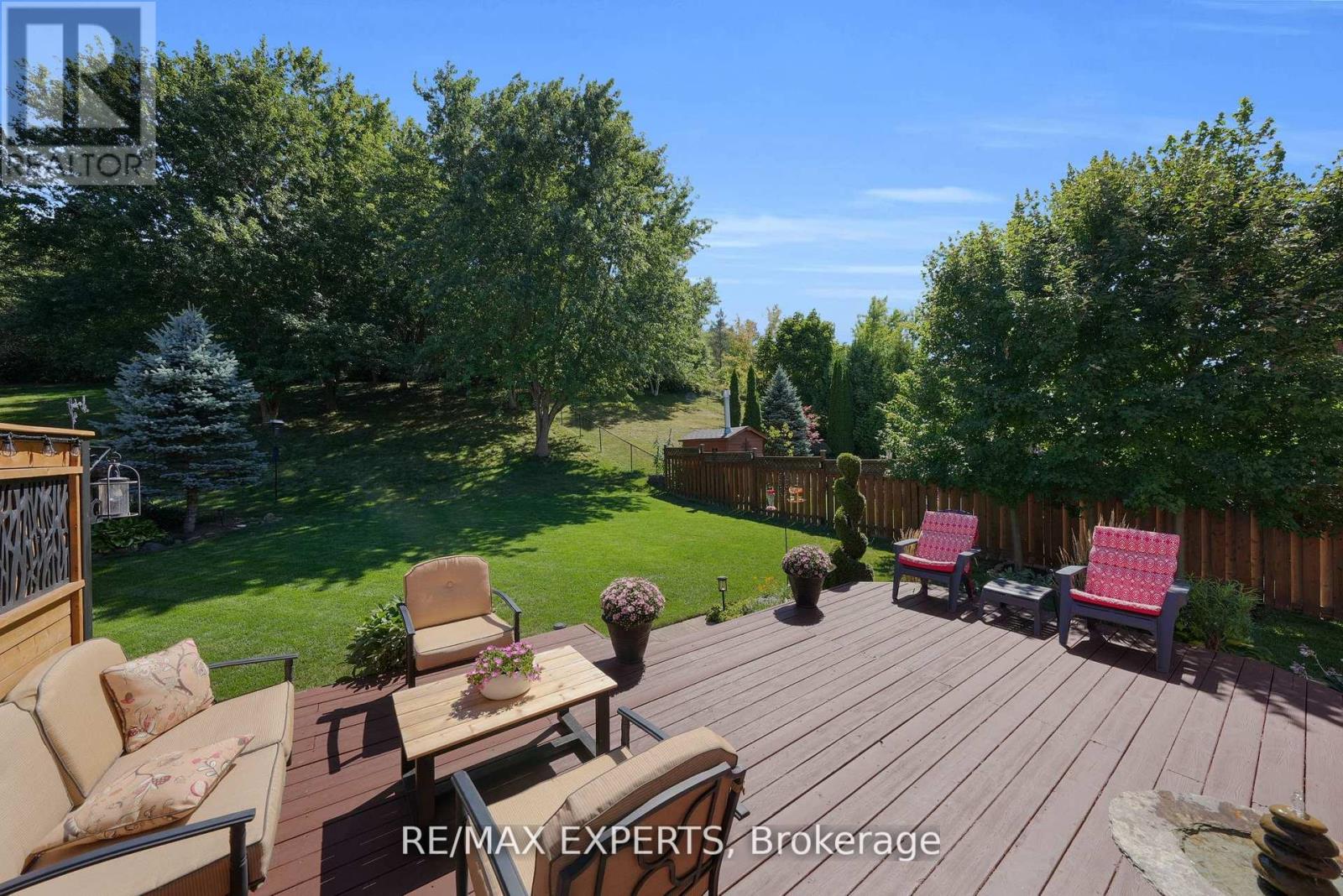 44 Sunkist Valley Road, Caledon, Ontario  L7E 1T1 - Photo 38 - W12430529