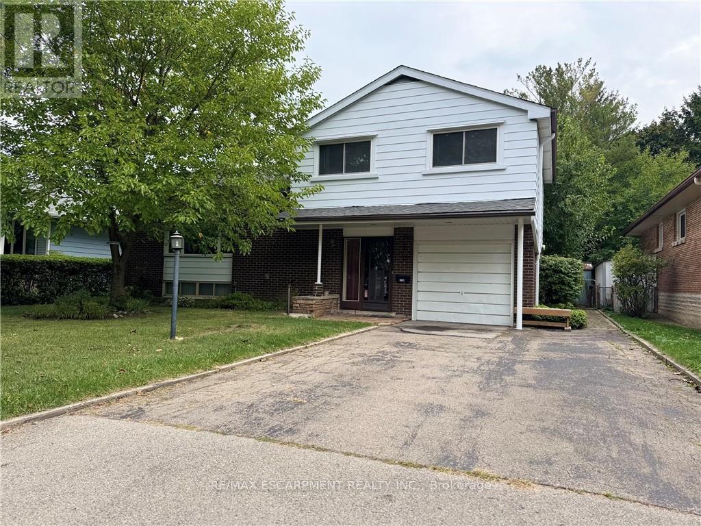 176 Laurier Avenue, Hamilton, Ontario  L9C 3S6 - Photo 3 - X12397540