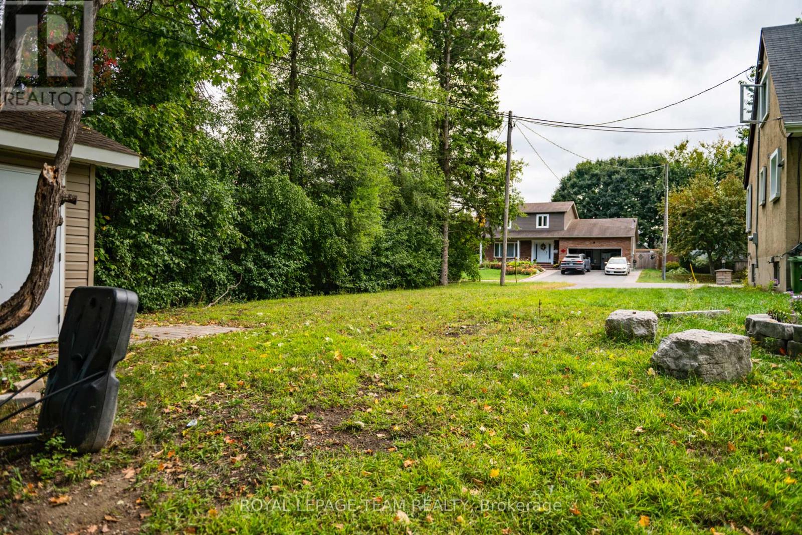 9 Tower Road, Ottawa, Ontario  K2G 2E2 - Photo 6 - X12430544