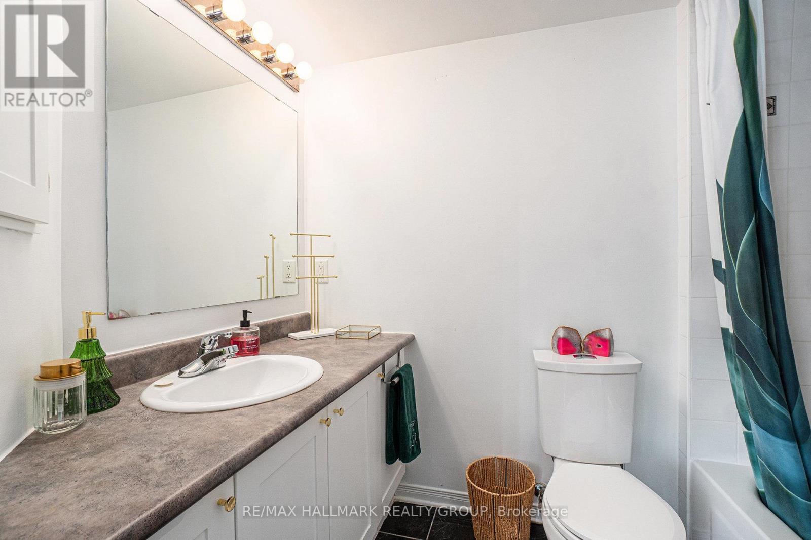 5r - 310 Central Park Drive, Ottawa, Ontario  K2C 4G4 - Photo 9 - X12430568