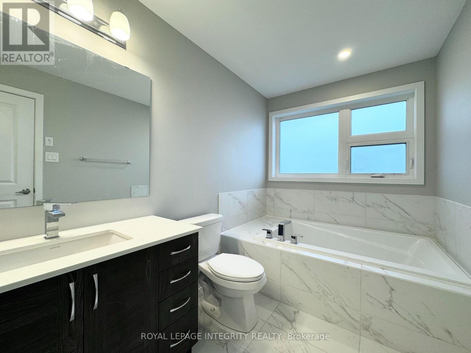 722 Twist Way, Ottawa, Ontario  K2V 0M8 - Photo 15 - X12430571