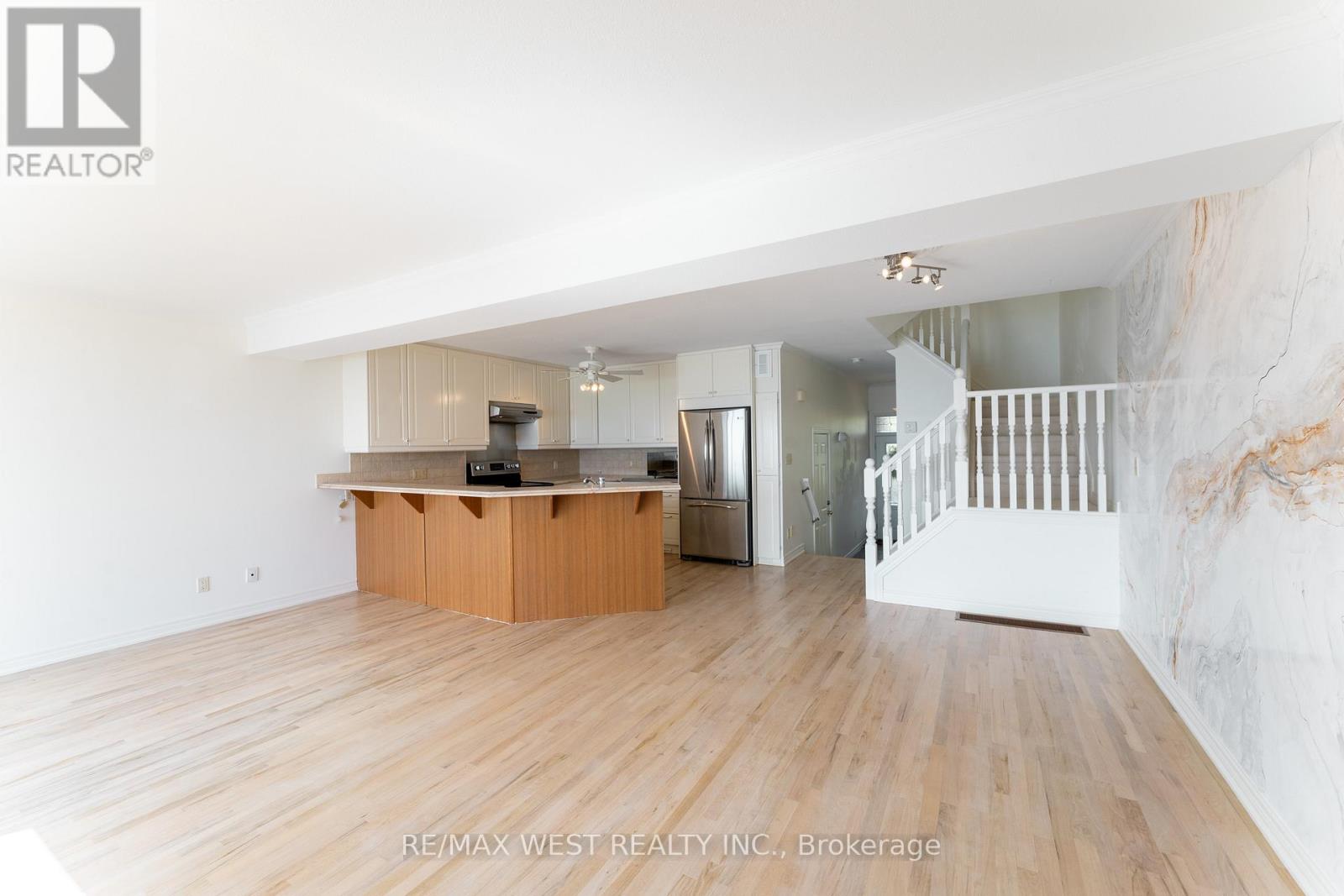 3 - 114 Brown Street, Norfolk, Ontario  N0A 1N7 - Photo 10 - X12430523