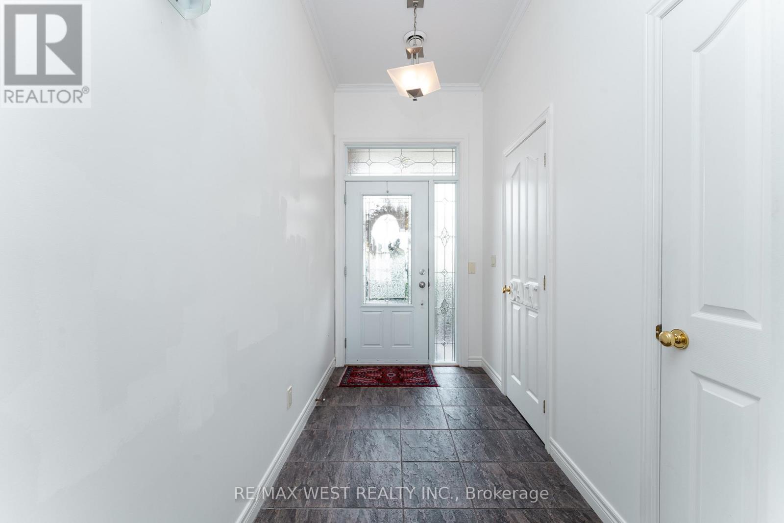 3 - 114 Brown Street, Norfolk, Ontario  N0A 1N7 - Photo 5 - X12430523