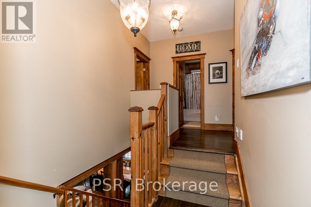 145 Snowbridge Way, Blue Mountains, Ontario  L9Y 0V1 - Photo 18 - X12430586