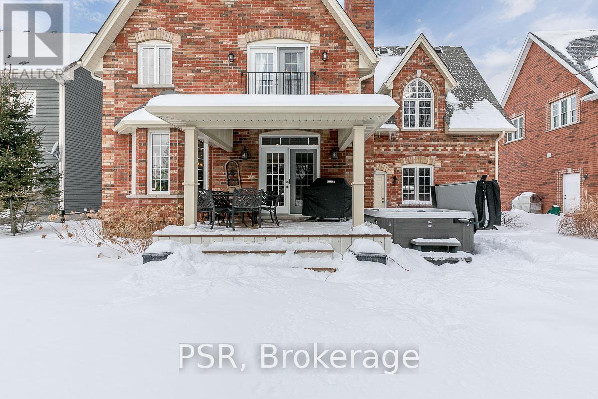145 Snowbridge Way, Blue Mountains, Ontario  L9Y 0V1 - Photo 36 - X12430586