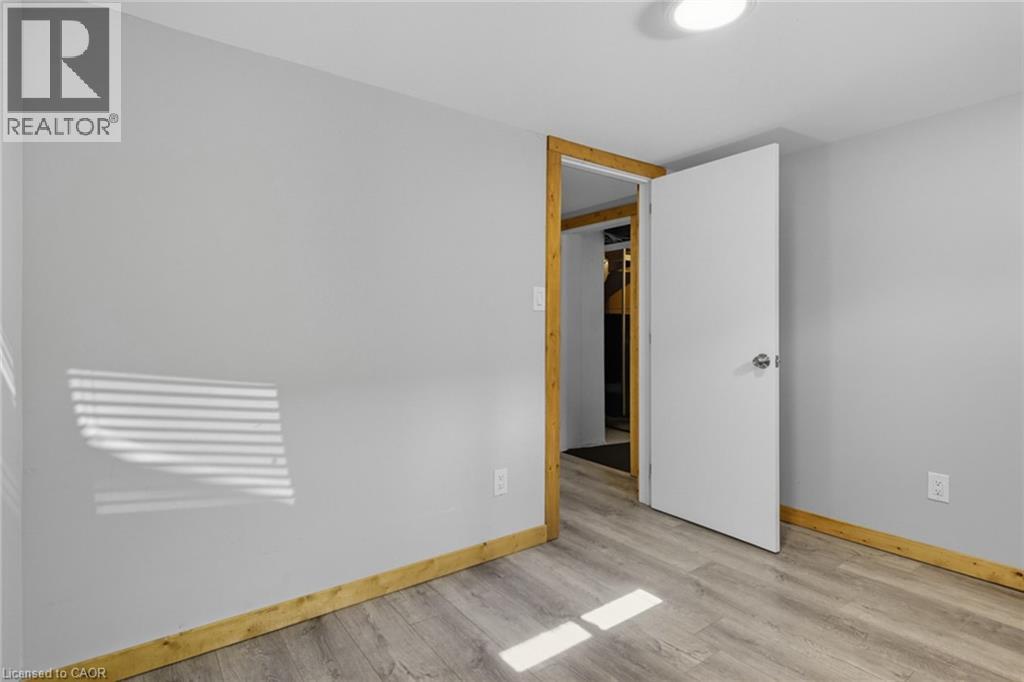 27 Broadmoor Avenue, Kitchener, Ontario  N2C 1Y6 - Photo 20 - 40769069