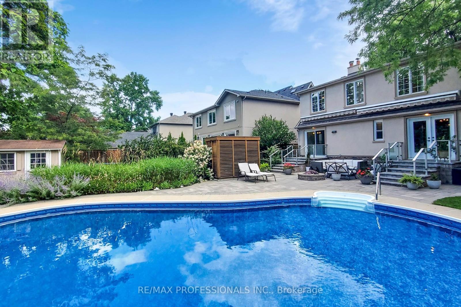126 Laurel Avenue, Toronto, Ontario  M9B 4T6 - Photo 50 - W12419354
