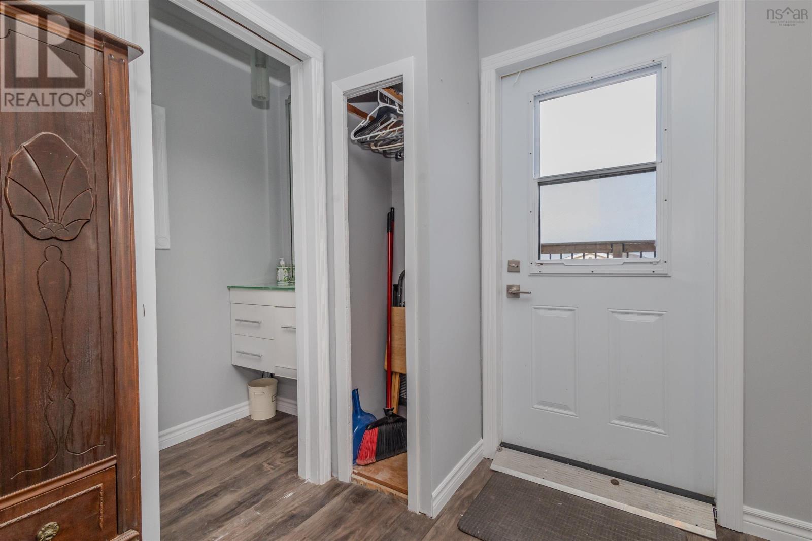 59 Cliff Street, Port Morien, Nova Scotia  B1B 1B4 - Photo 11 - 202512966