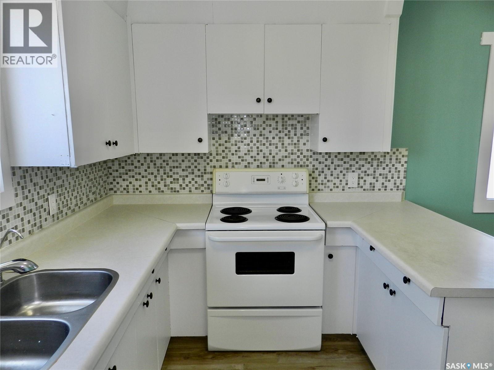 584 Butte Street, Central Butte, Saskatchewan  S0H 0H0 - Photo 10 - SK019524