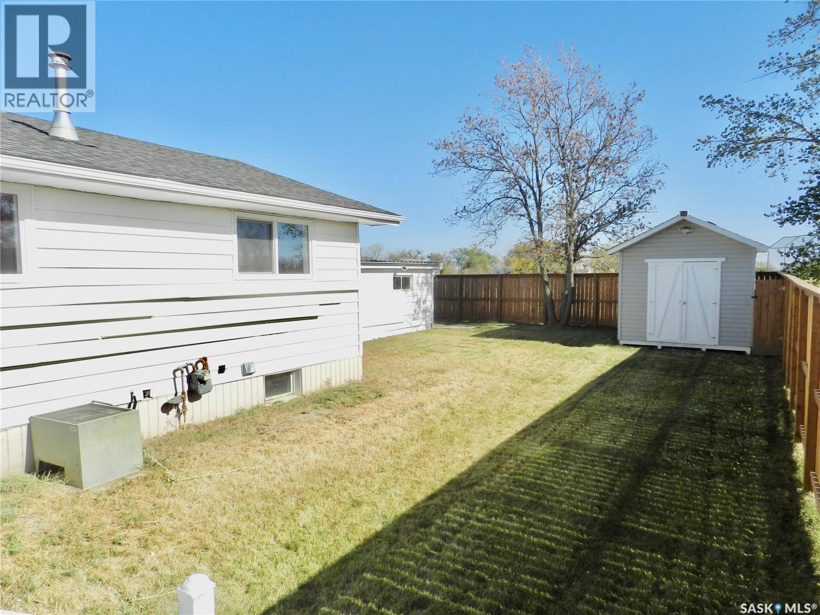 584 Butte Street, Central Butte, Saskatchewan  S0H 0H0 - Photo 34 - SK019524