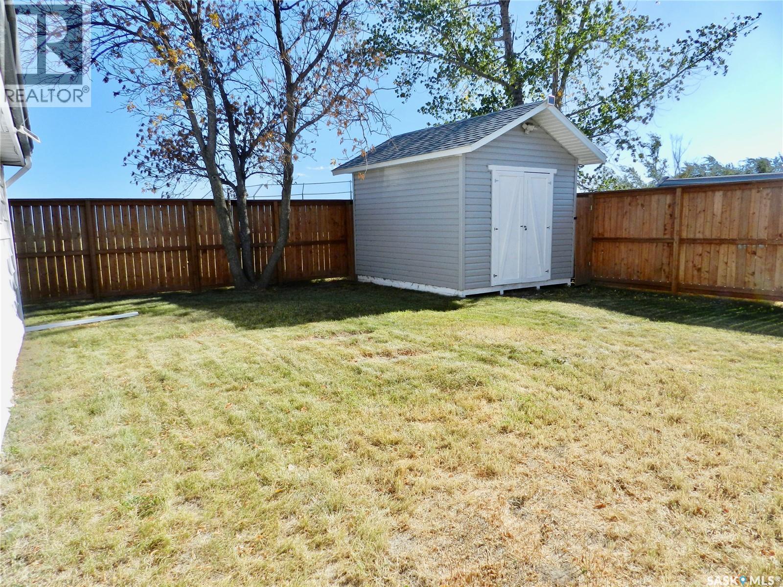 584 Butte Street, Central Butte, Saskatchewan  S0H 0H0 - Photo 35 - SK019524