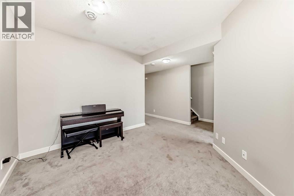 15 Evanscrest Way, Calgary, Alberta  T3P 0R4 - Photo 28 - A2258178