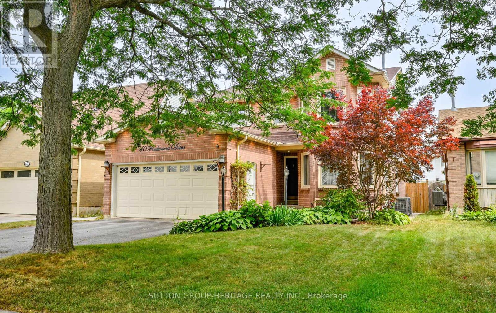 40 Redmond Drive, Ajax, Ontario  L1S 6T8 - Photo 2 - E12430567