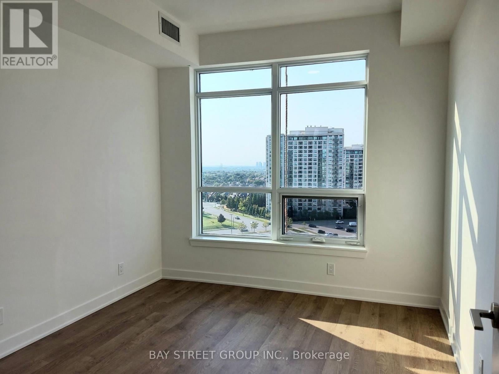 B1006 - 50 Upper Mall Way, Vaughan, Ontario  L4J 0L8 - Photo 7 - N12430580