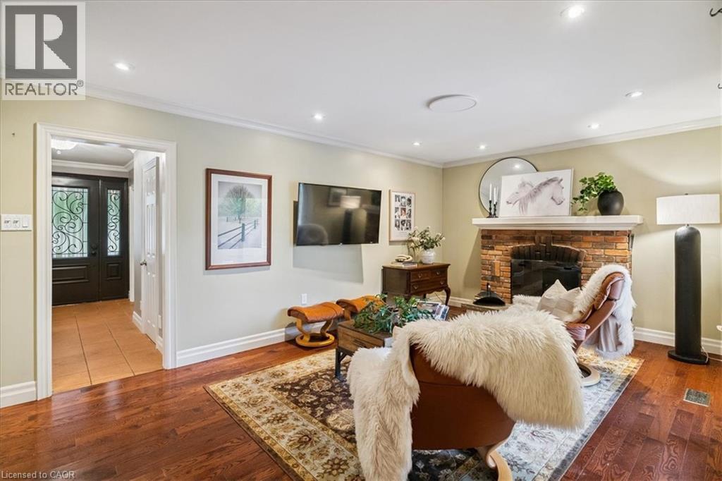 493 Donegal Drive, Burlington, Ontario  L7L 2M6 - Photo 6 - 40773393