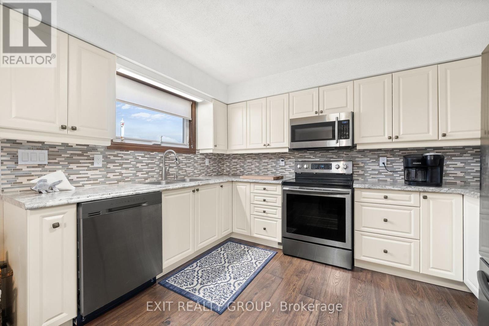 16 Queen Street W, Brighton, Ontario  K0K 1H0 - Photo 8 - X12430598