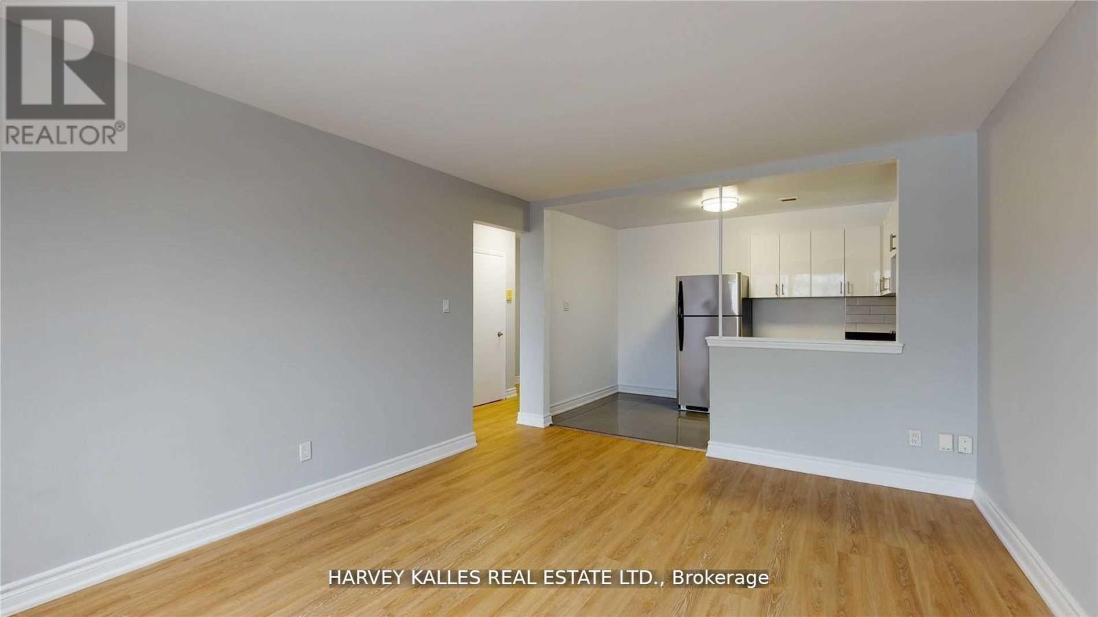104 - 2 Greentree Court, Toronto, Ontario  M6M 2A2 - Photo 4 - W12430541