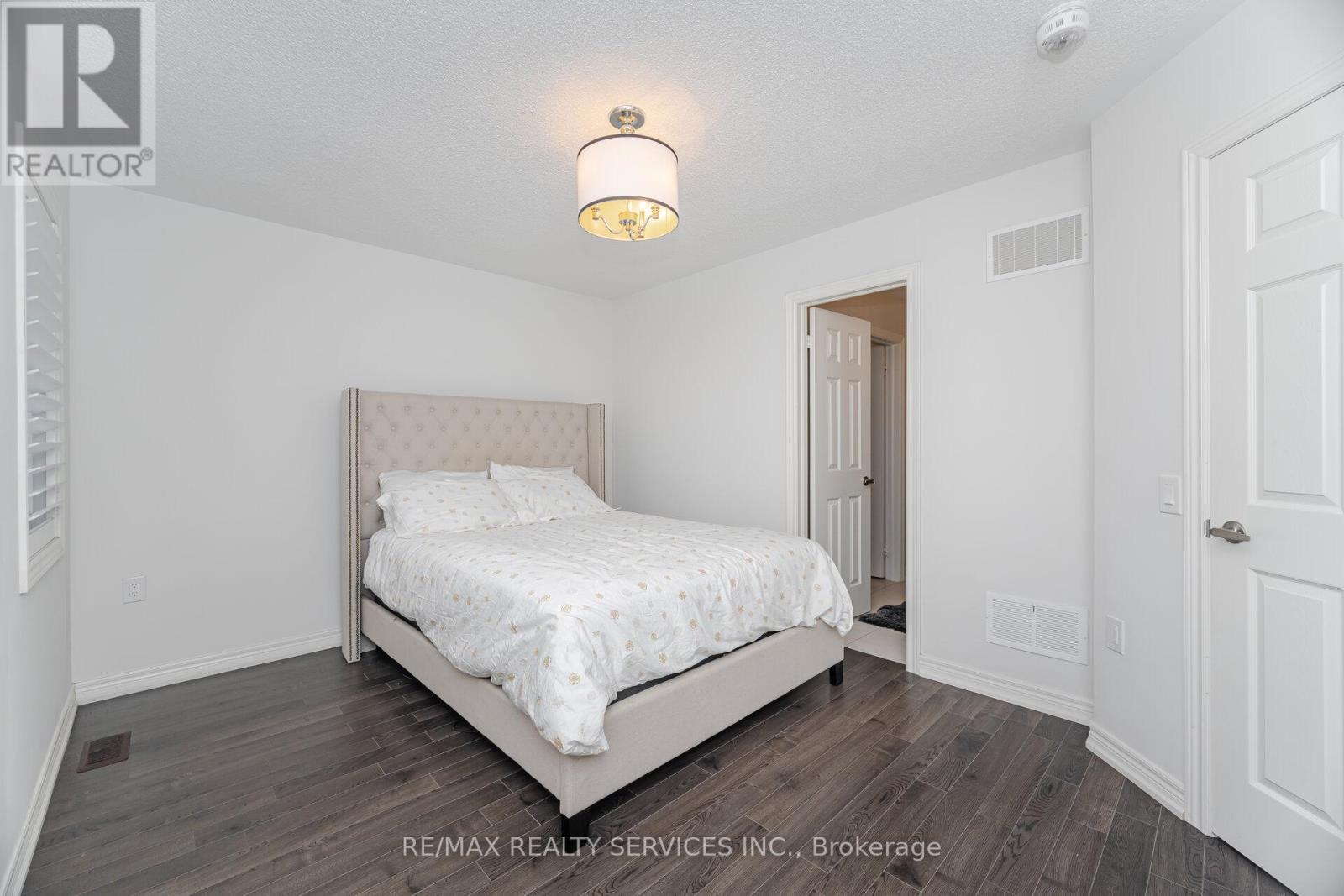 52 Blackberry Valley Crescent, Caledon, Ontario  L7C 3Z9 - Photo 31 - W12430542