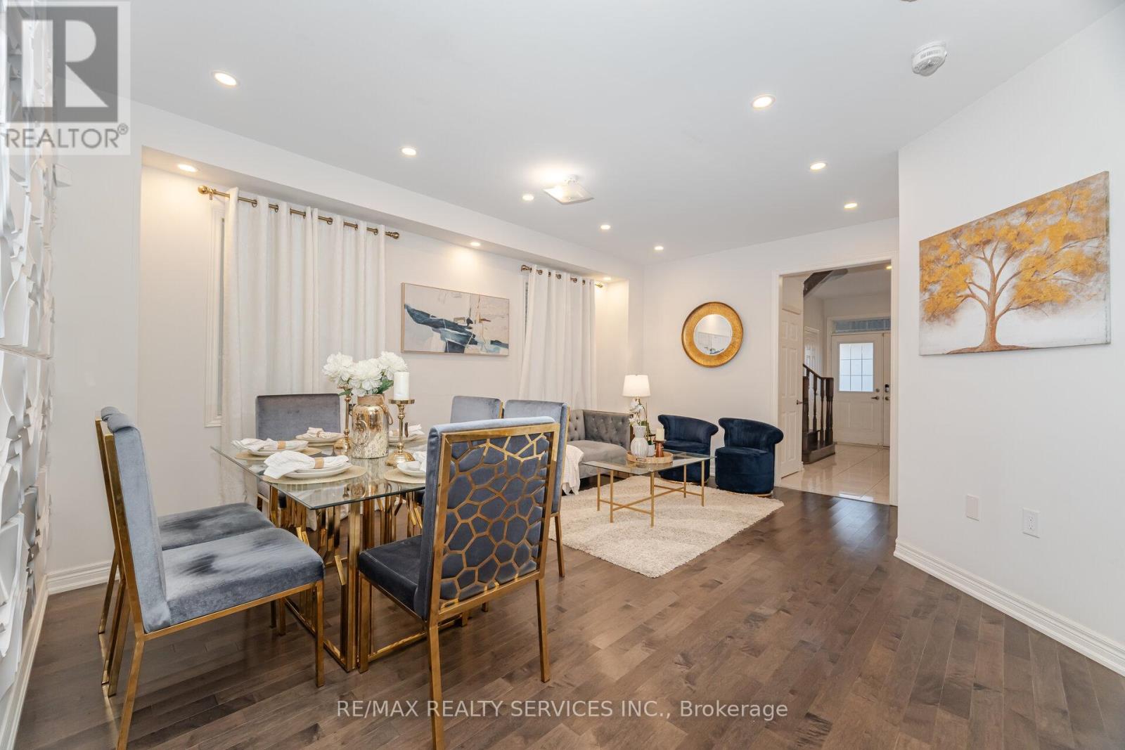 52 Blackberry Valley Crescent, Caledon, Ontario  L7C 3Z9 - Photo 7 - W12430542