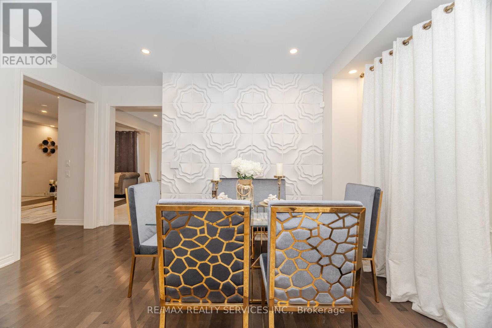 52 Blackberry Valley Crescent, Caledon, Ontario  L7C 3Z9 - Photo 8 - W12430542