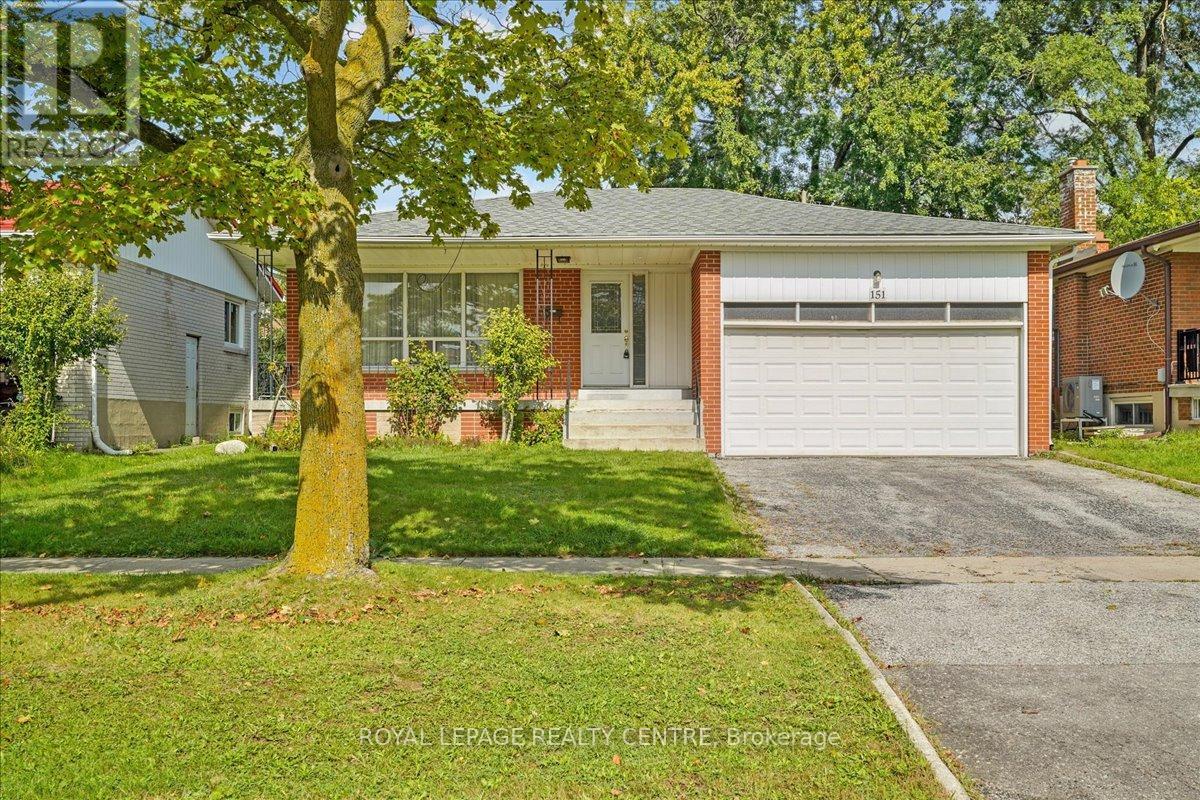 151 Redgrave Drive, Toronto, Ontario  M9R 3V8 - Photo 2 - W12430562