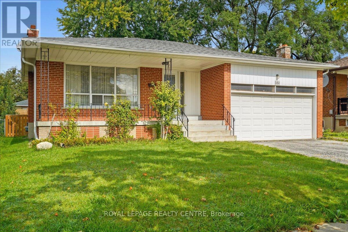 151 Redgrave Drive, Toronto, Ontario  M9R 3V8 - Photo 3 - W12430562