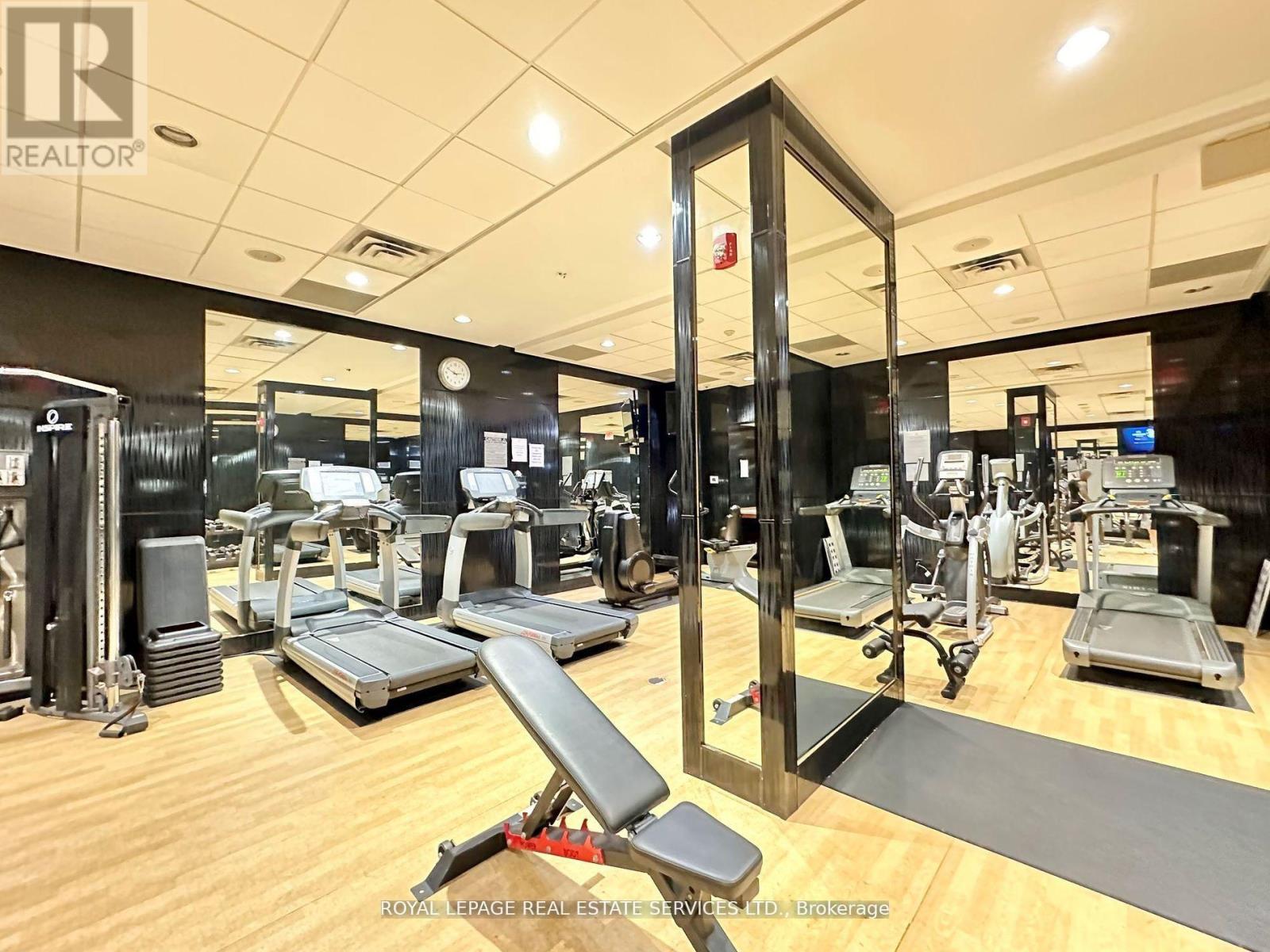 3001 - 310 Burnhamthorpe Road W, Mississauga, Ontario  L5B 4P9 - Photo 20 - W12430572
