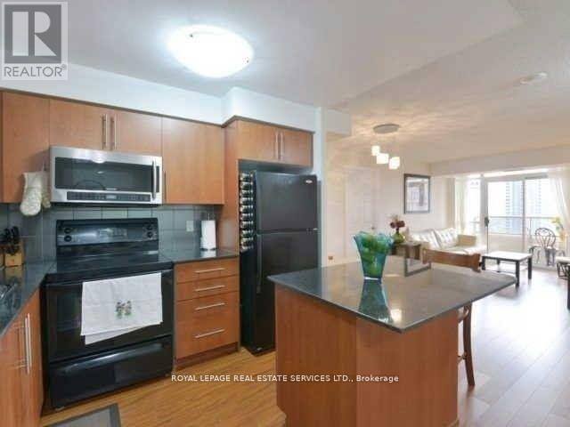 3001 - 310 Burnhamthorpe Road W, Mississauga, Ontario  L5B 4P9 - Photo 7 - W12430572