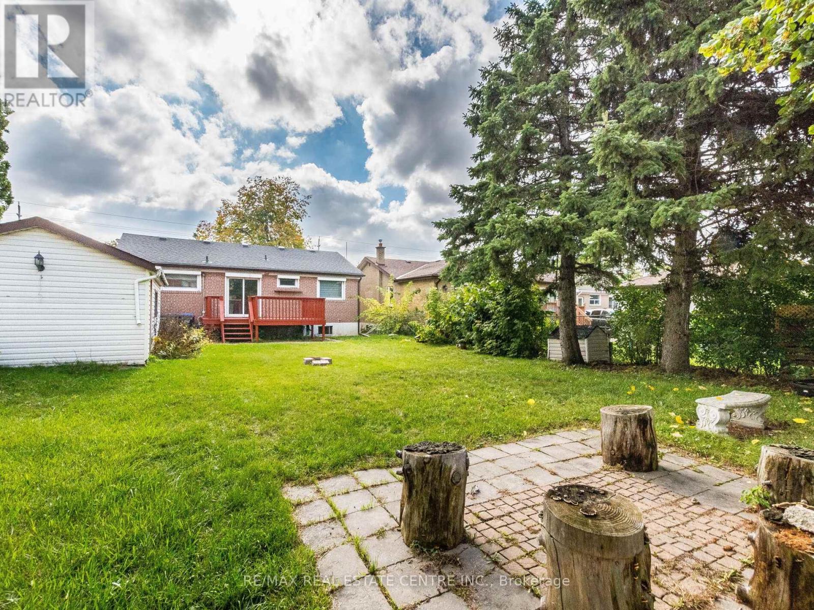 3331 Etude Drive, Mississauga, Ontario  L4T 1T4 - Photo 36 - W12430579