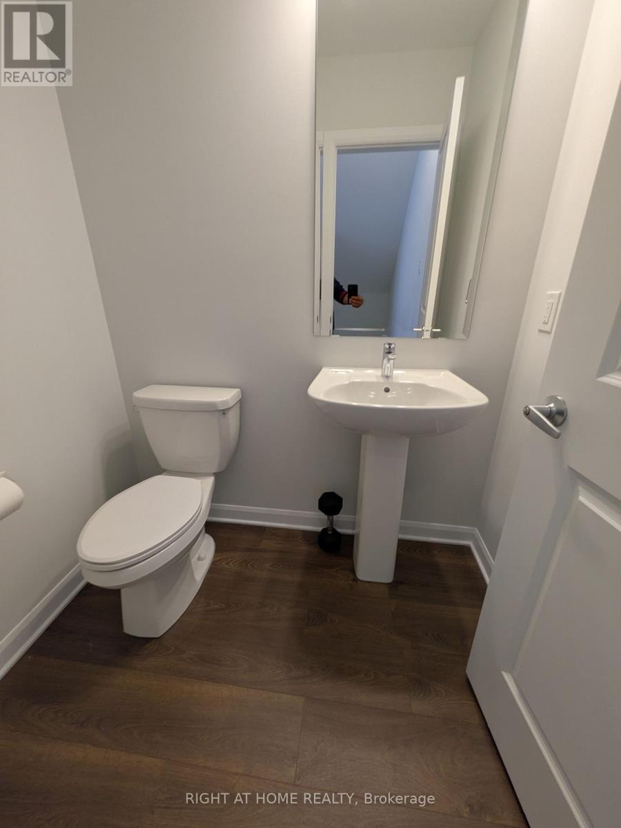 304 Clearpath Private, Ottawa, Ontario  K2T 0S7 - Photo 36 - X12430594