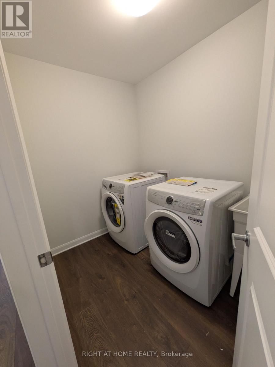 304 Clearpath Private, Ottawa, Ontario  K2T 0S7 - Photo 38 - X12430594