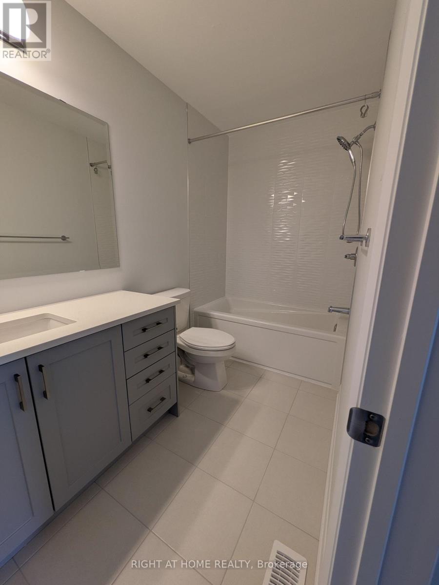 304 Clearpath Private, Ottawa, Ontario  K2T 0S7 - Photo 7 - X12430594