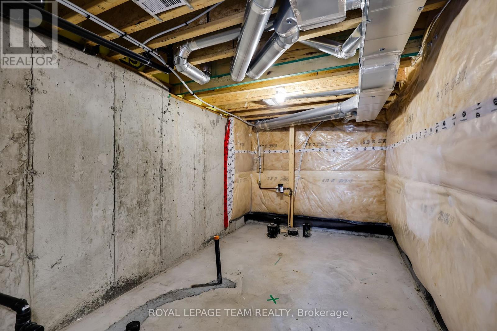 233 Kimpton Drive, Ottawa, Ontario  K2S 2H9 - Photo 34 - X12430605
