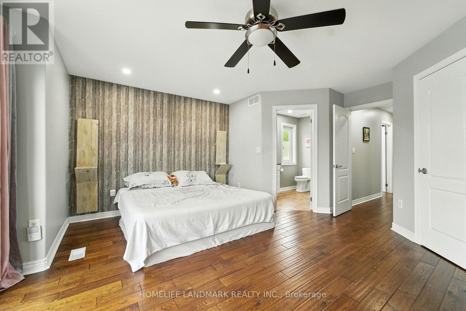 38 Woodrow Street, St. Catharines, Ontario  L2P 2A2 - Photo 15 - X12430549