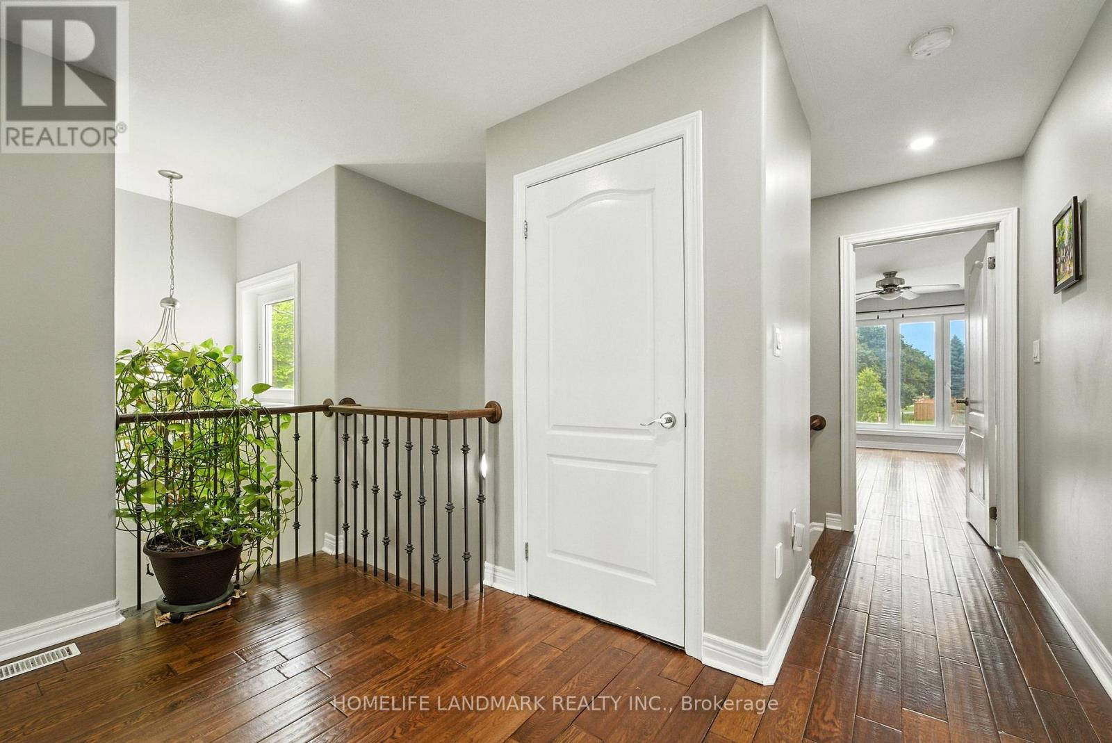 38 Woodrow Street, St. Catharines, Ontario  L2P 2A2 - Photo 22 - X12430549
