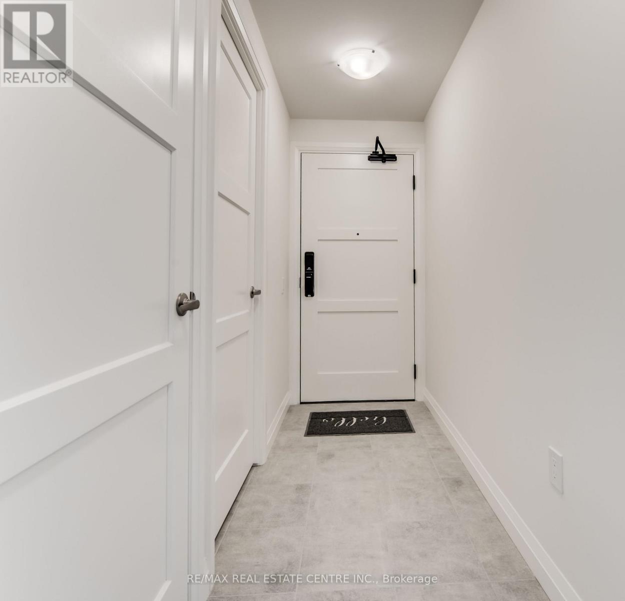 1003 - 93 Arthur Street S, Guelph, Ontario  N1E 0S6 - Photo 3 - X12430564