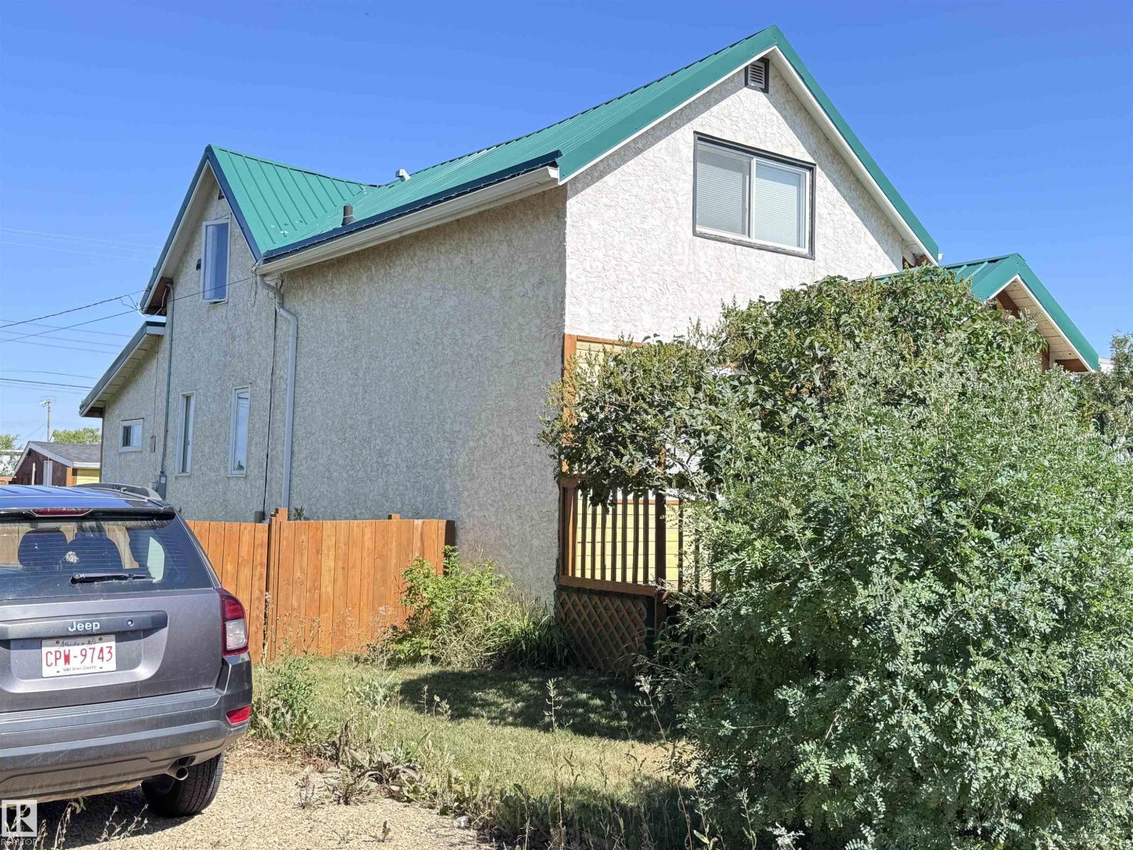 9840 107 ST, Westlock, Alberta