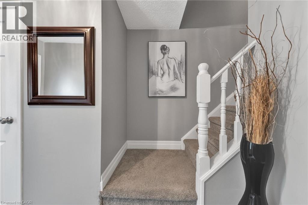 860 Rymal Road E Unit# 48, Hamilton, Ontario  L8W 2X7 - Photo 6 - 40772690