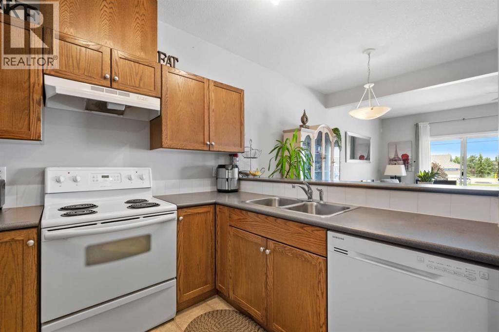 702, 720 Willowbrook Road Nw, Airdrie, Alberta  T4B 2Y9 - Photo 14 - A2236926