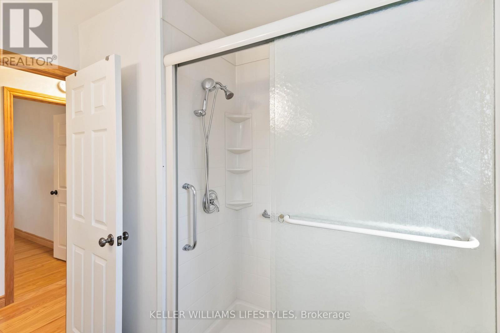 Upper - 61 Delaware Street S, Middlesex Centre, Ontario  N0L 1R0 - Photo 25 - X12430629